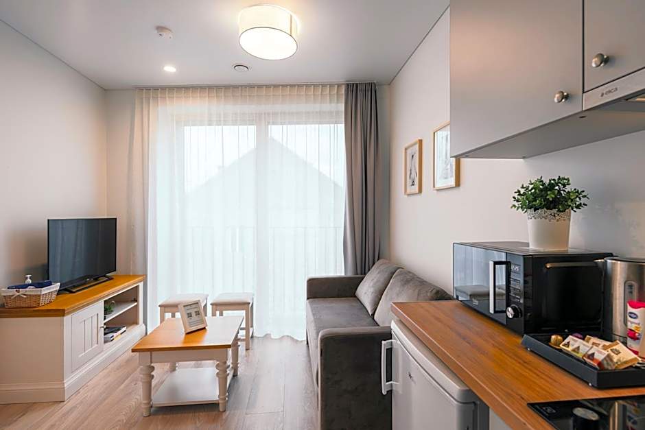 J14A I Rooms & Apartments AUTOMATED SELF CHECK-IN