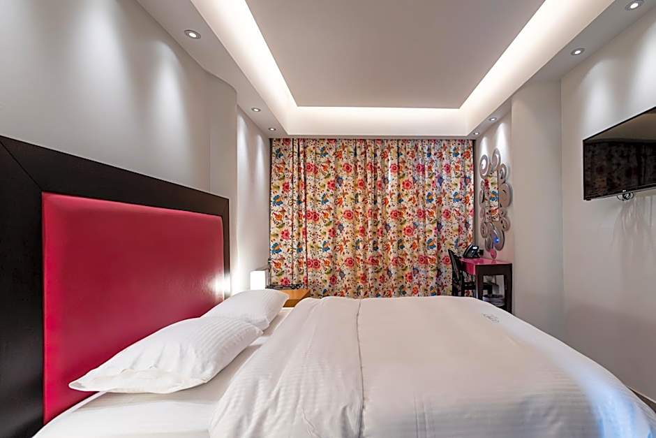 Comfy Boutique Hotel