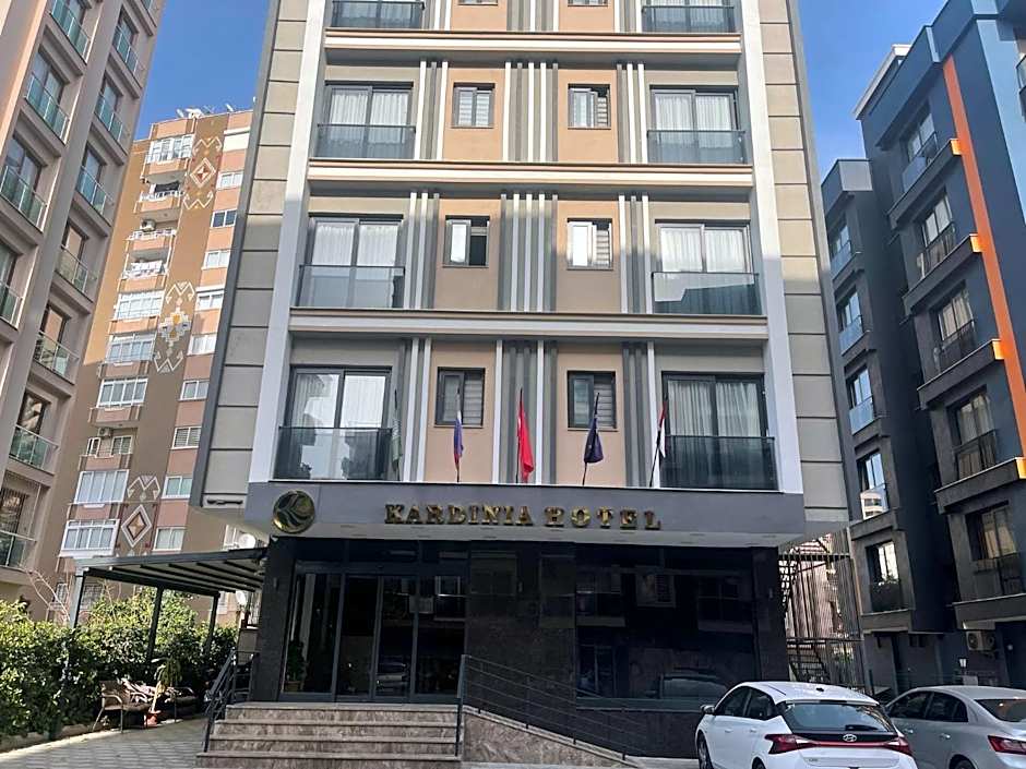 Kardinia Hotel