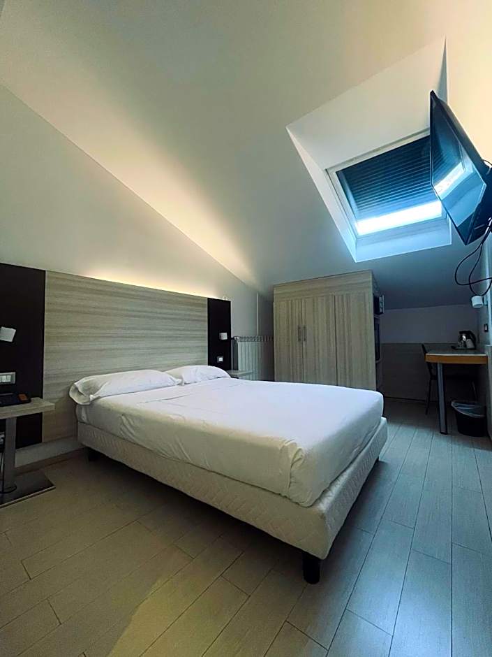 Hotel Holiday
