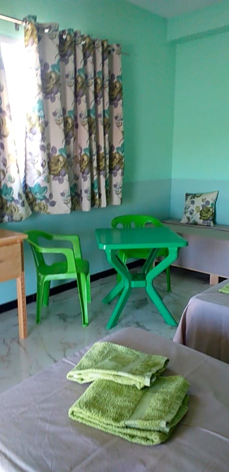 MAISON D’HÔTE LES TORTUES -