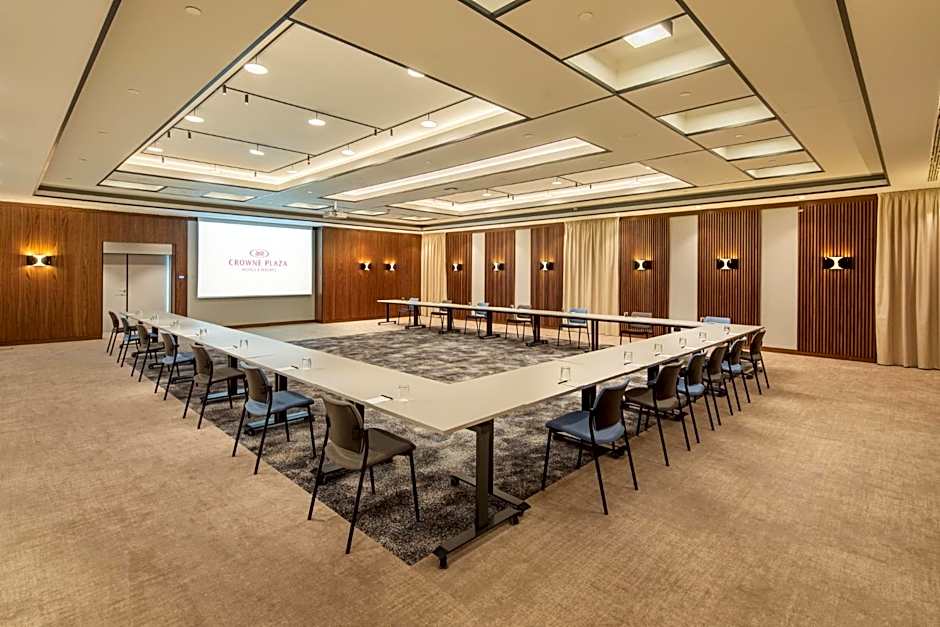 Crowne Plaza Budapest By IHG