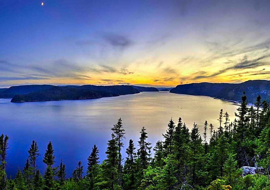 Au Sommet du Fjord