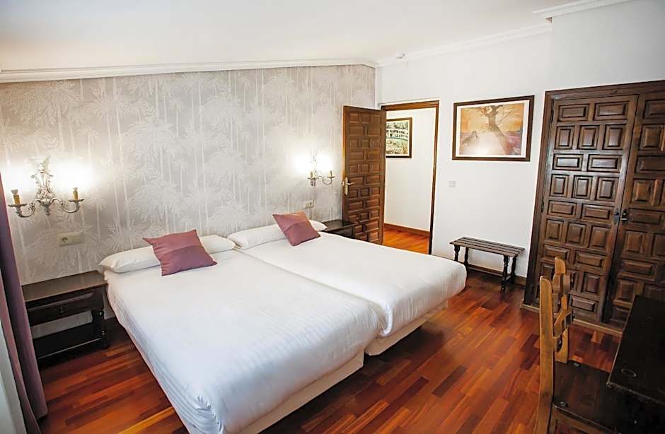 Hotel Conde Rodrigo II by eme hoteles