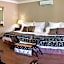 Tuskers Bush Lodge B&B