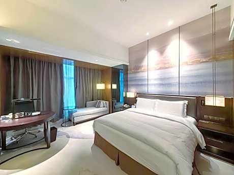 King Room - Mobility Accessible