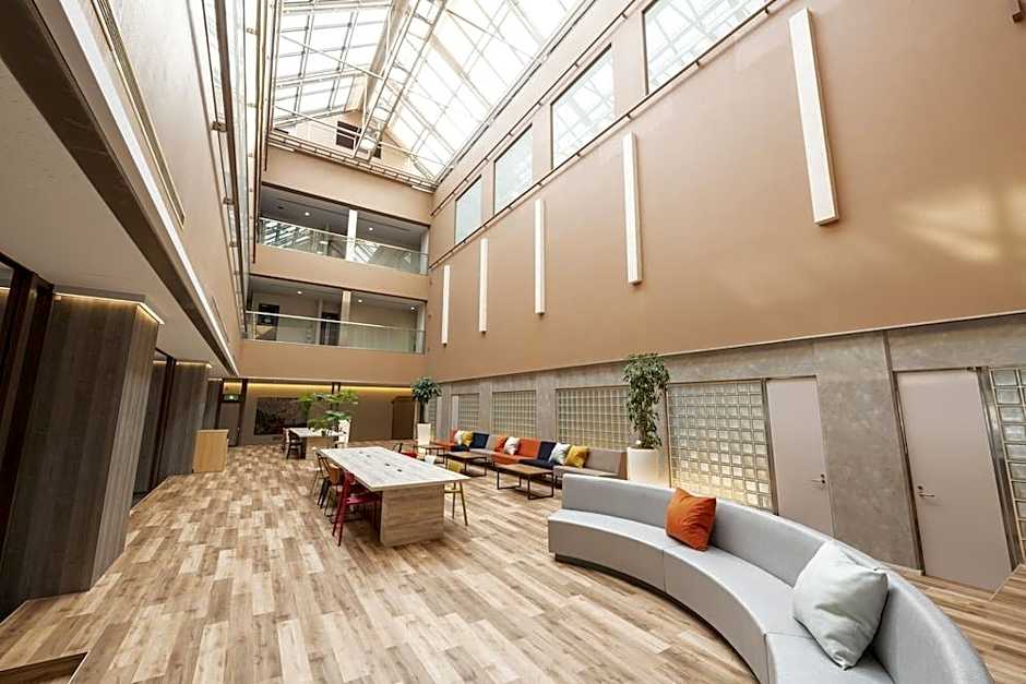 Tosei Hotel & Seminar Makuhari