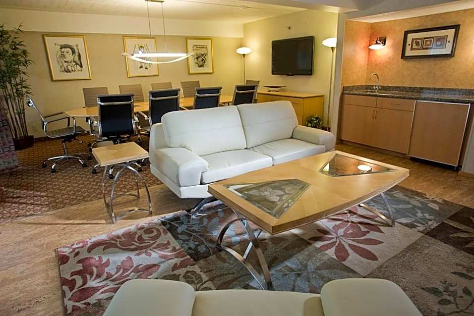 Holiday Inn Johnstown-Downtown By IHG