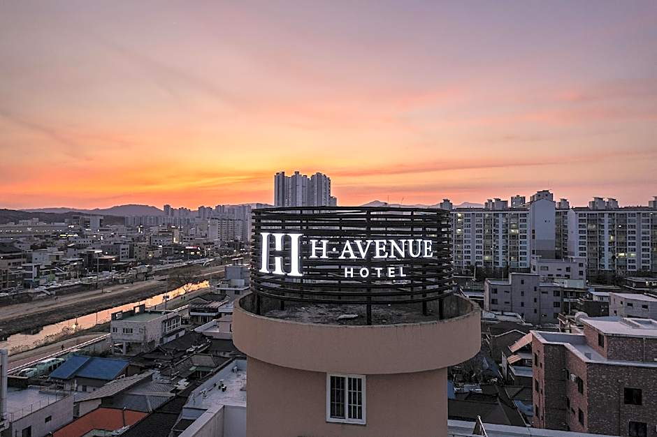 H-AVENUE Hotel NamChuncheon