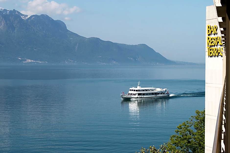 Royal Plaza Montreux & Spa