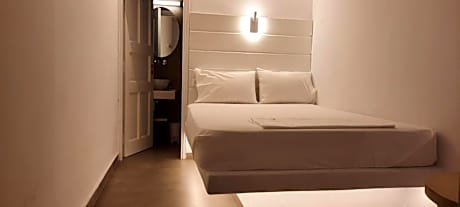 Standard Single Room with Shower