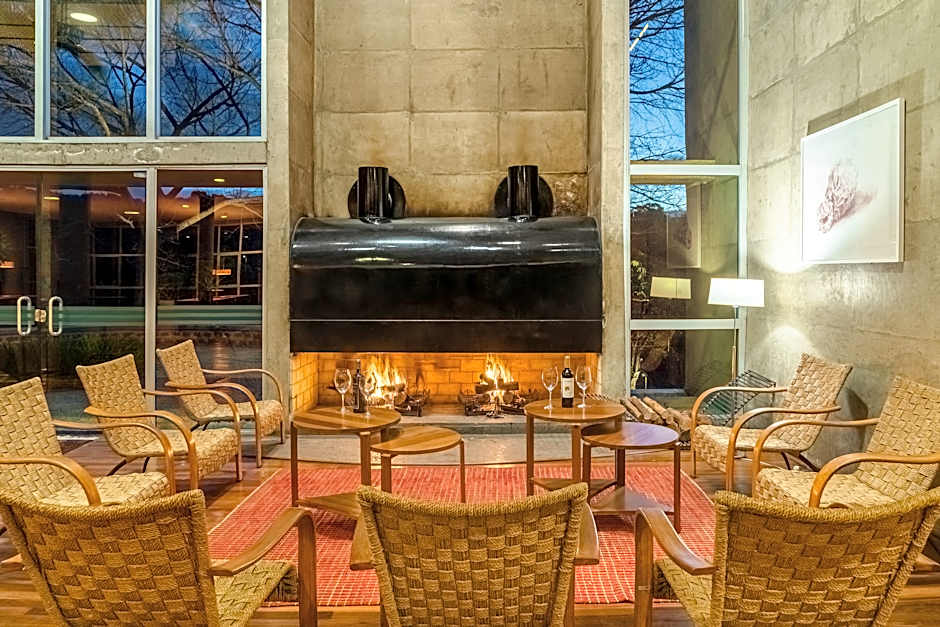 Almenat Embu das Artes Sao Paulo, Tapestry Collect