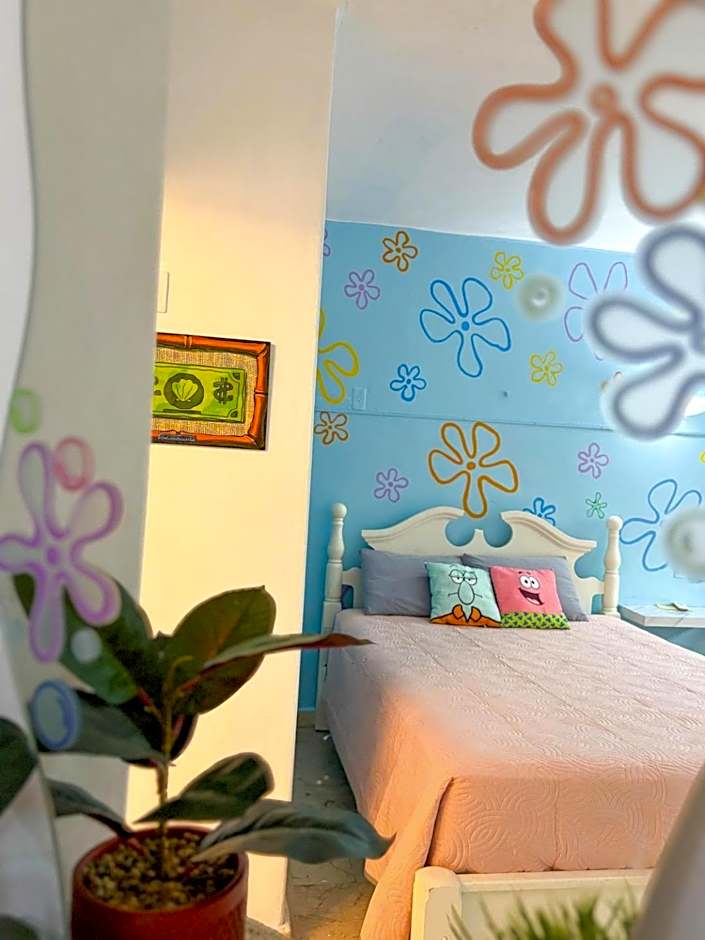 Sleep in a pineapple under the sea