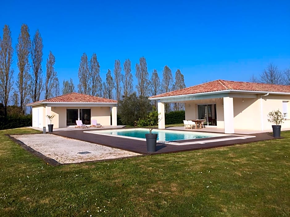 Chambre D'Hotes Ama – Pompignac, FL
