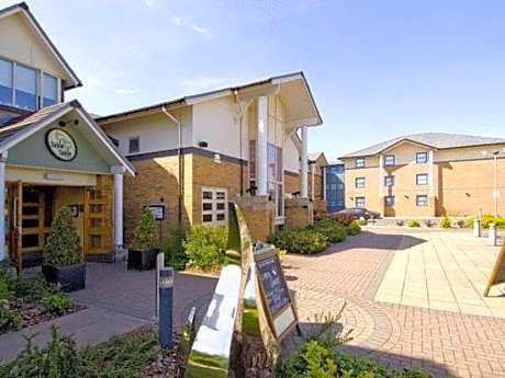 Premier Inn Wolverhampton North