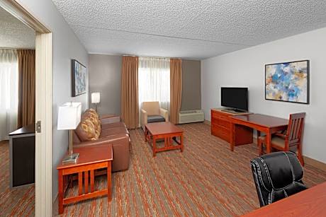 1 King Bed, Suite, First Floor, Non-Smoking
