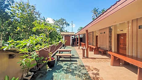 RedDoorz Syariah @ Banyu Asem Banyuwangi