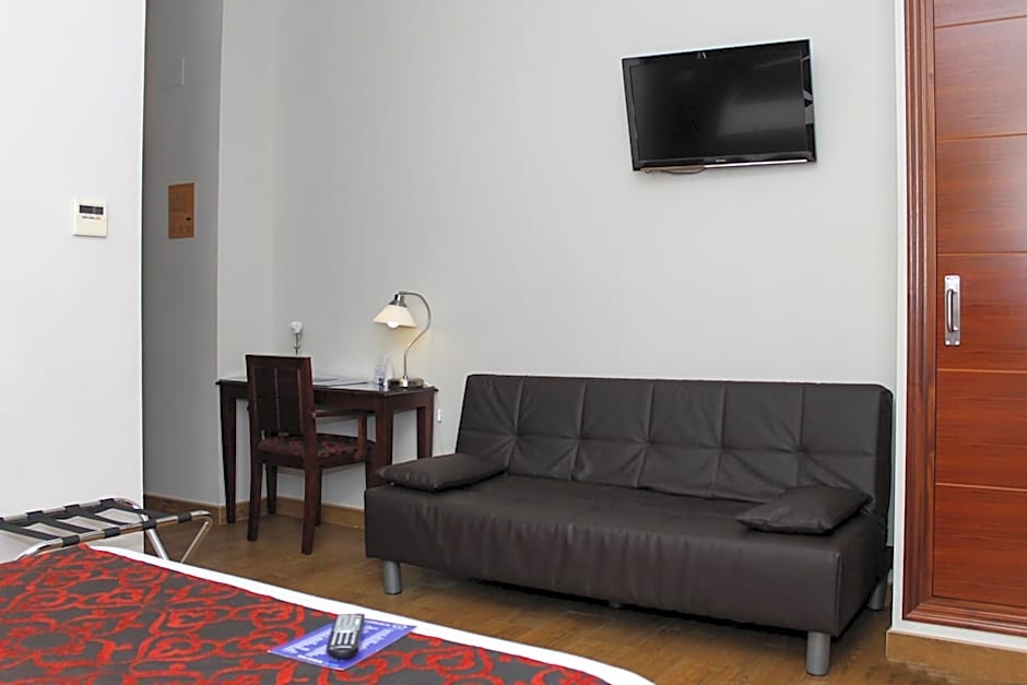 Hotel LB Lebrija by MA 22 Puntos