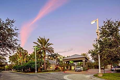 La Quinta Inn & Suites by Wyndham Fort Lauderdale Plantation