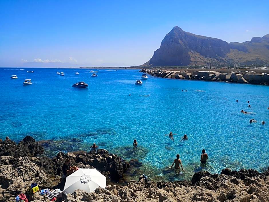 APPARTAMENTO A SAN VITO LO CAPO STANZA CON BAGNO