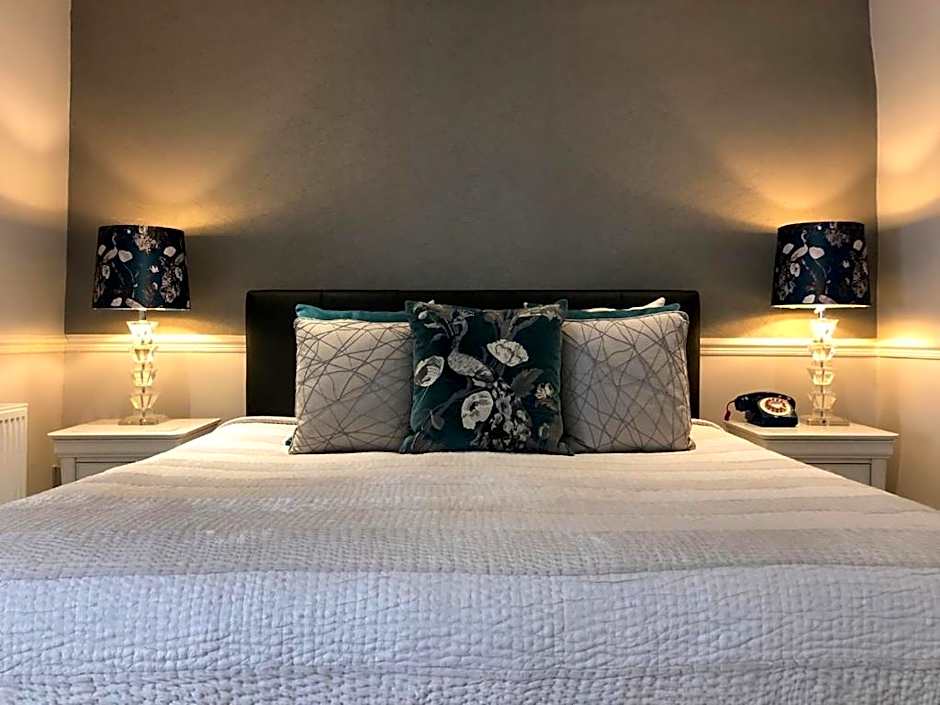 The Lake Isle Restaurant with rooms