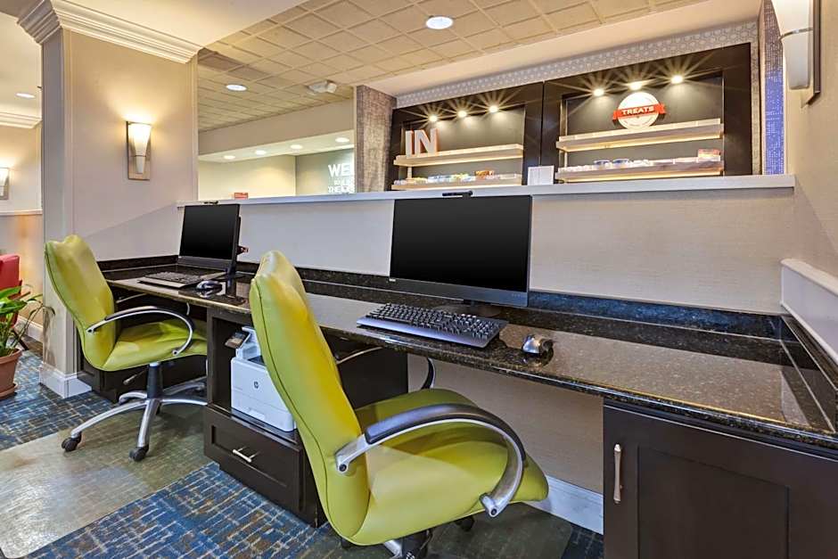 Hampton Inn By Hilton Princeton