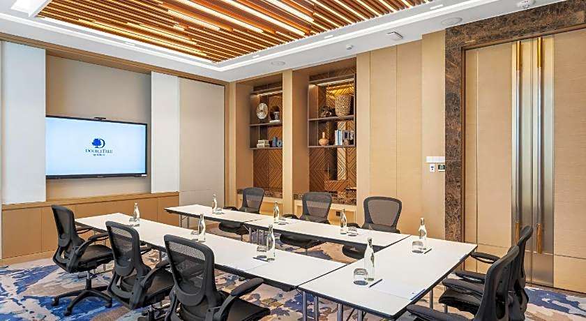 DoubleTree by Hilton Vientiane