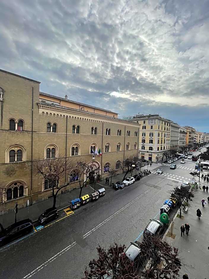 Residenza Cola Di Rienzo - Suite In Rome