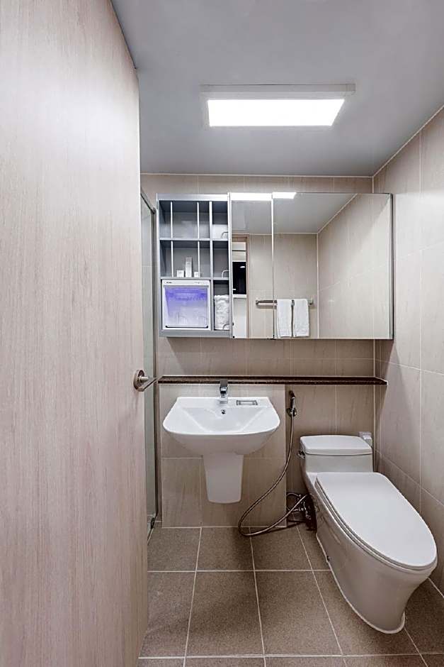 Centum Mark Hotel Yang Yang