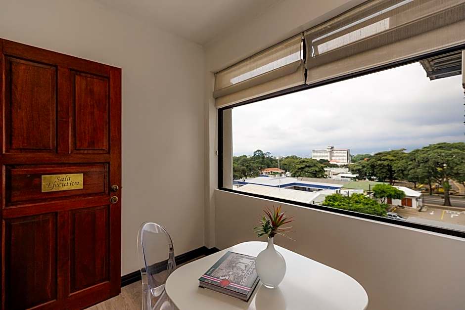 Parque del Lago Boutique Hotel