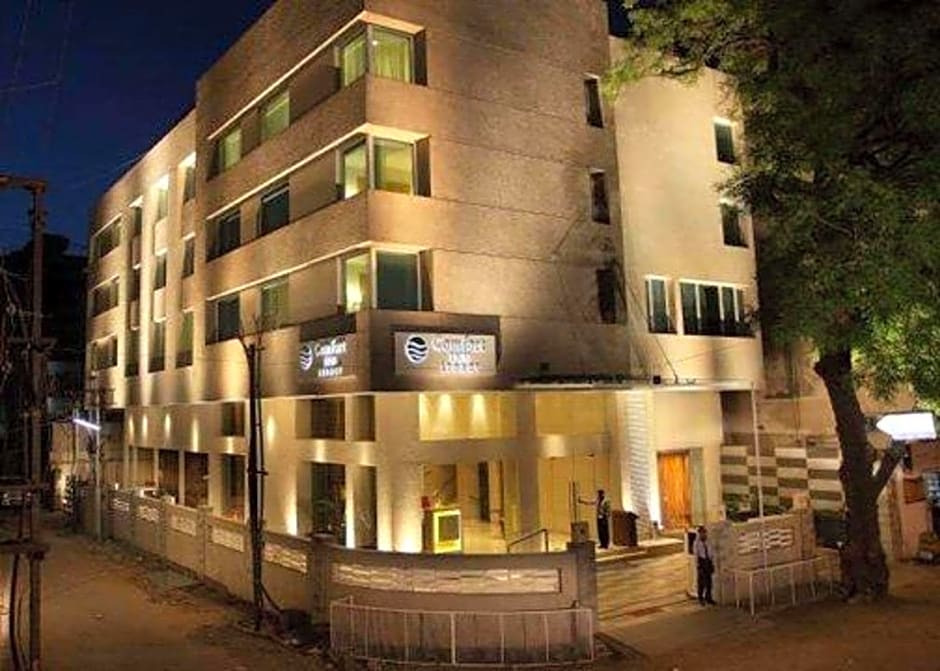 Photo 1 of 50 of Comfort Inn Legacy
