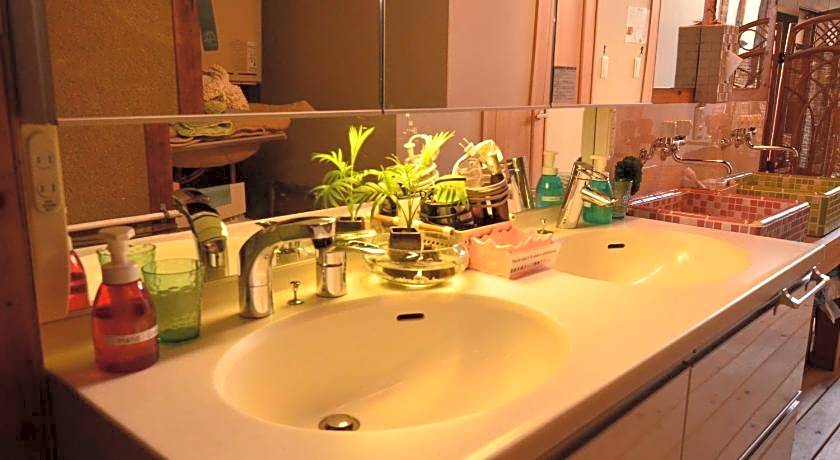 Colours Guesthouse