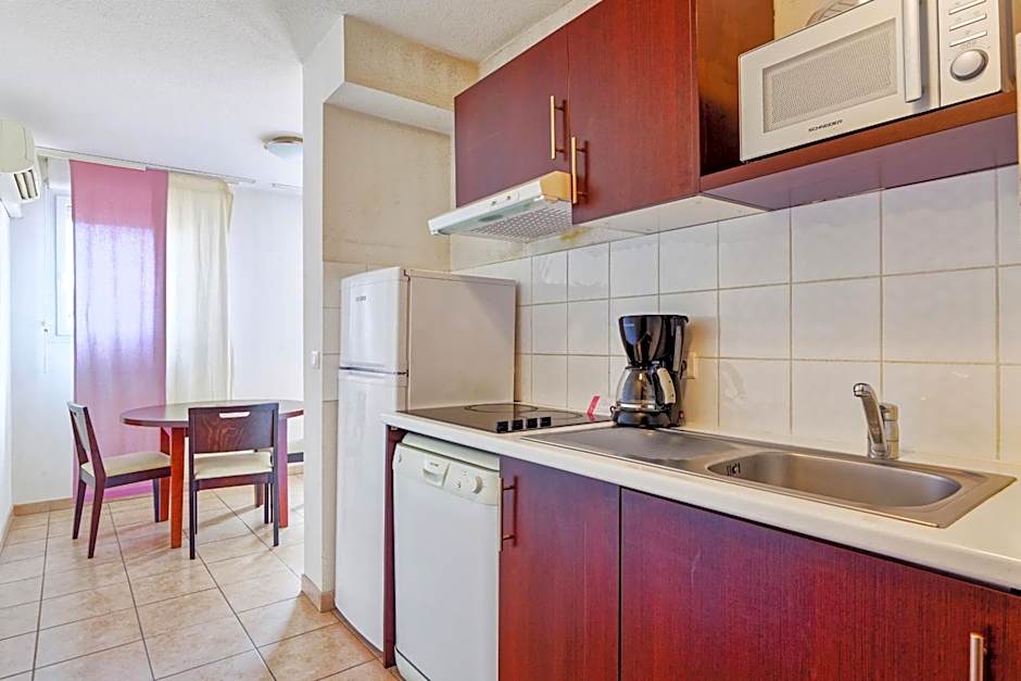 Comfort Aparthotel Six-Fours