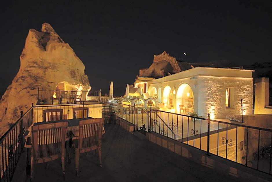 Arif Cave Hotel