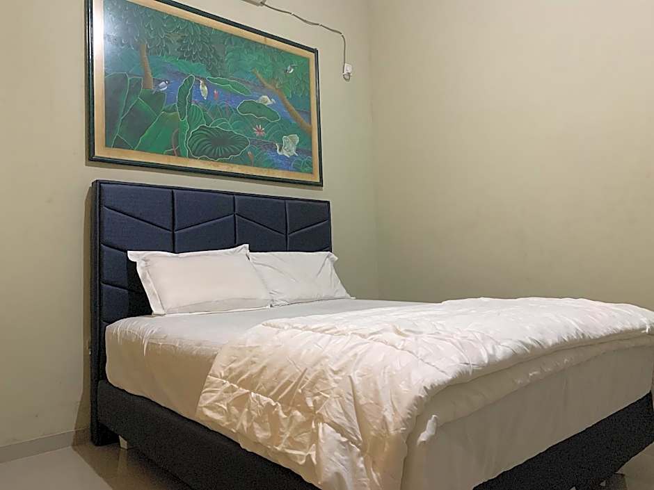 SPOT ON 92544 Senja Homestay