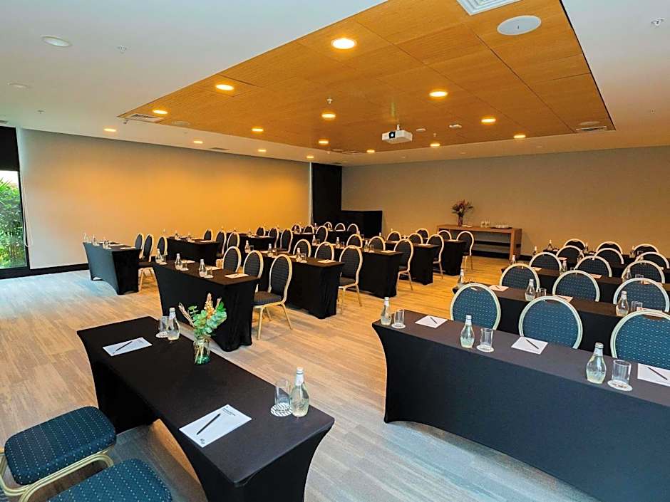 Pullman Vina del Mar San Martin
