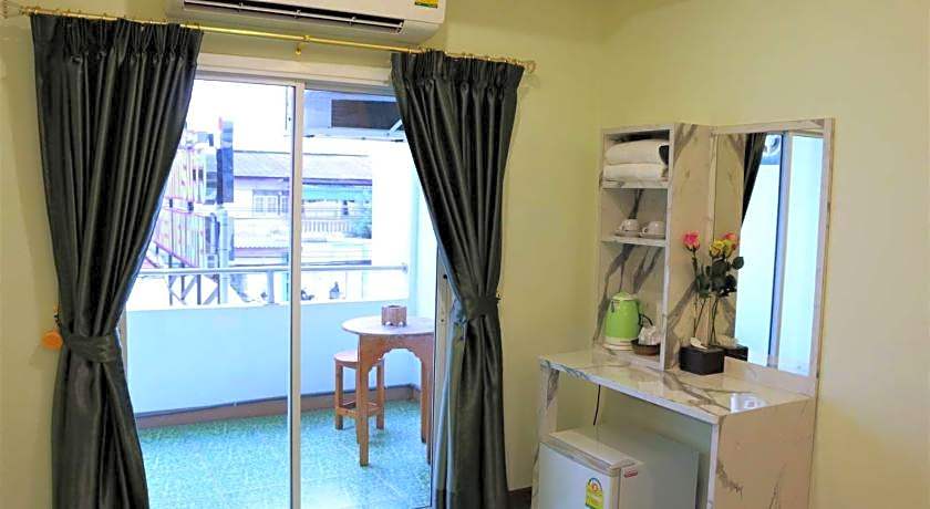 Lucky Green View Hotel (SHA Extra Plus)