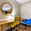 Days Inn by Wyndham Birmingham/West