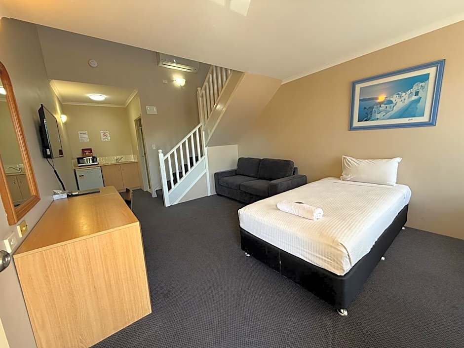 Harbour Sails Motor Inn
