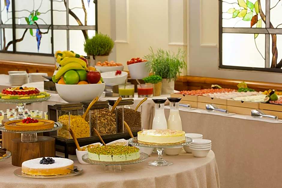 Starhotels Business Palace
