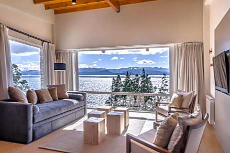 Aguila Mora Suites & Spa