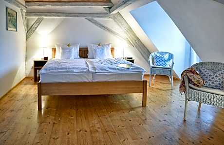 Doppelzimmer-Klassisch-Eigenes Badezimmer