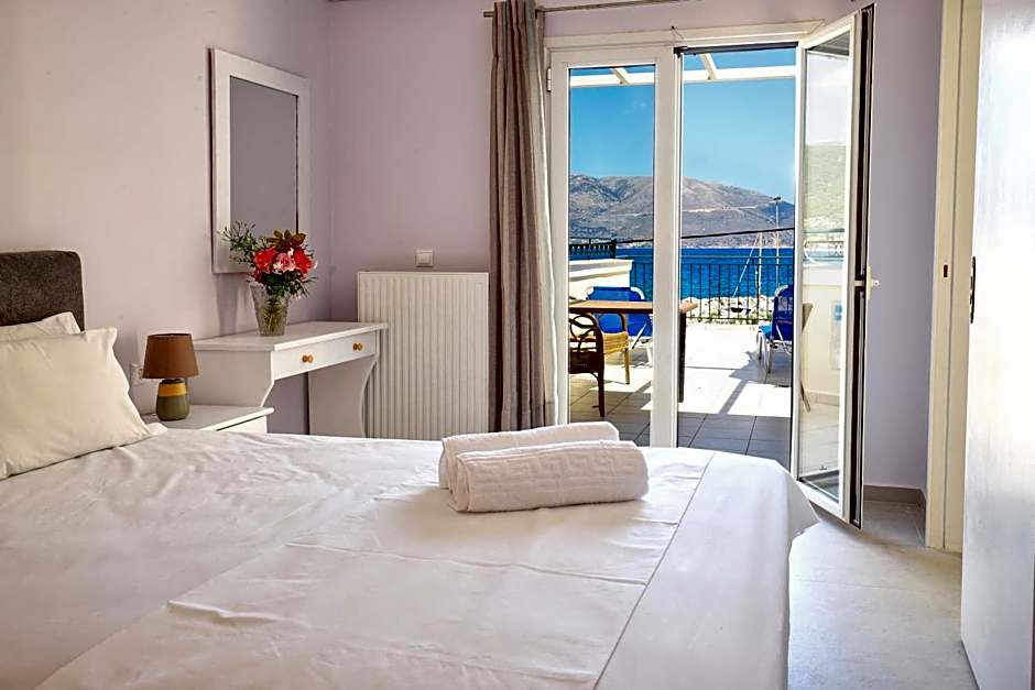 Filalithis Studios & Apartments