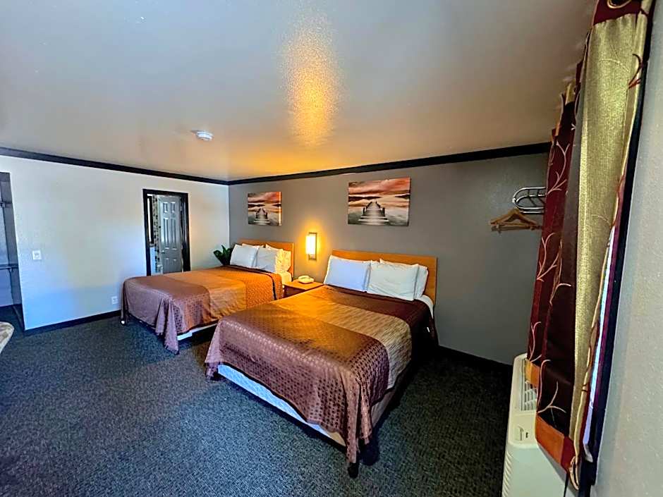 Cascade Lodge - Central Bend Retreat