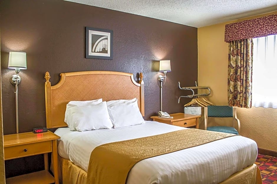 Quality Inn Hall of Fame