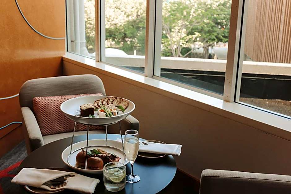 Shangri-La Hotel The Marina Cairns