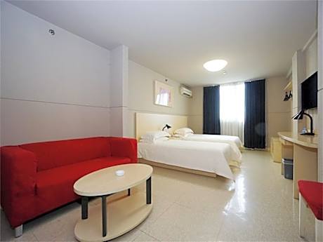 WH - Standard Daxiao Twin Room