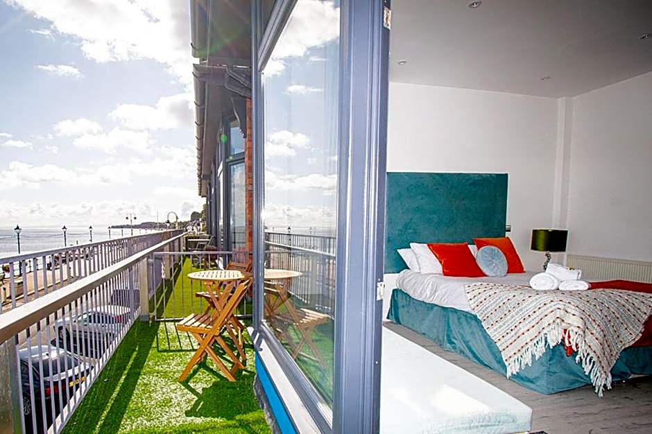 Beachcliff Rooms & Apartments