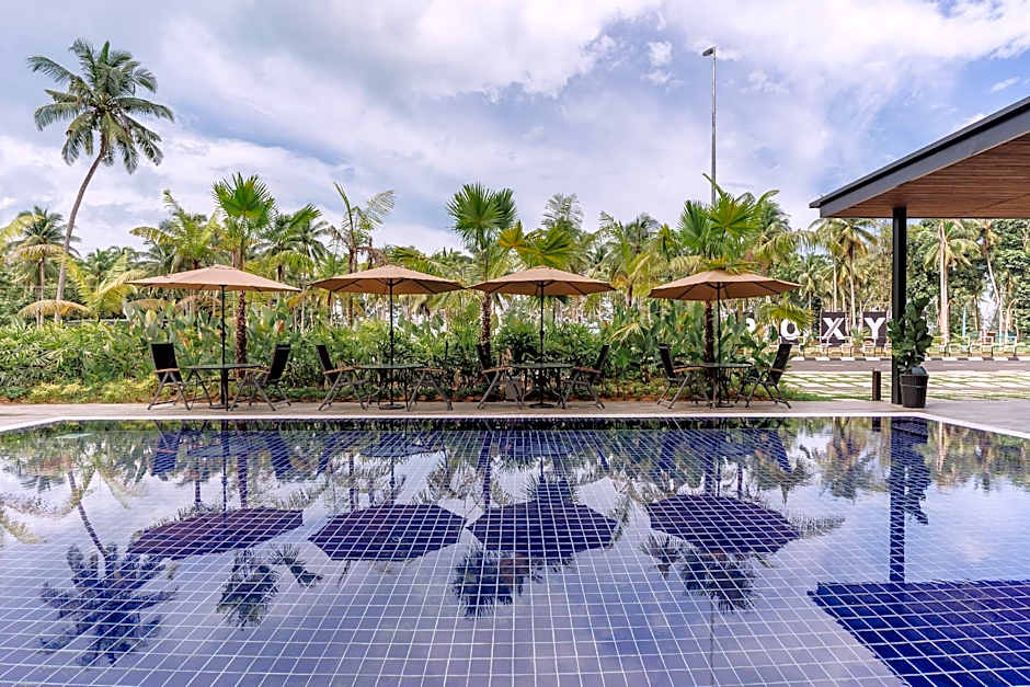 Roxy Sematan Villa & Townhouse