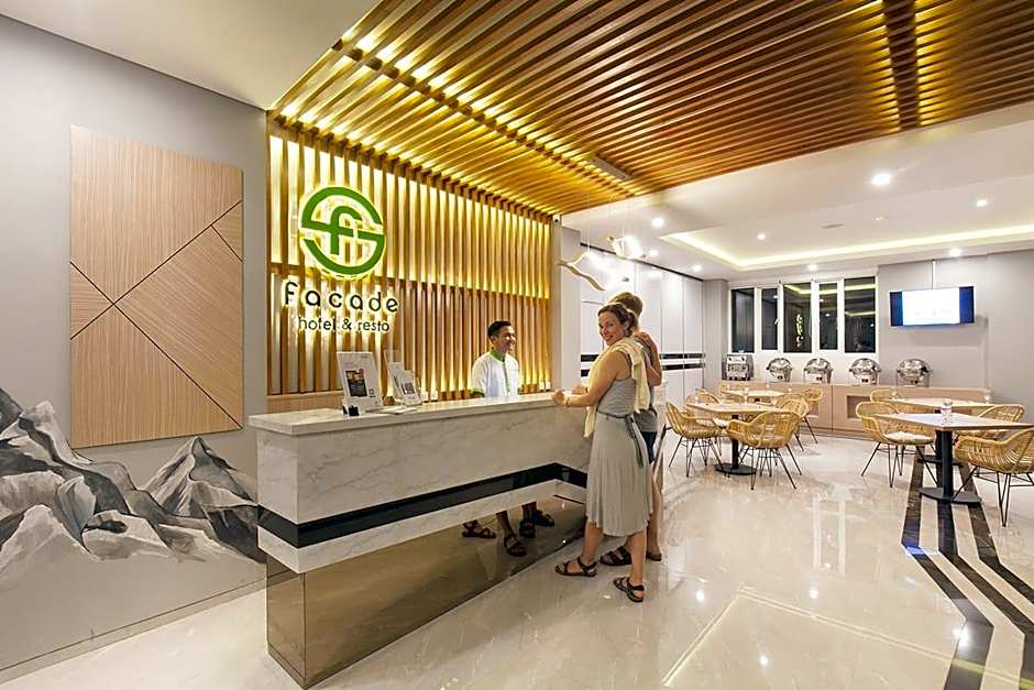 Facade Hotel by Azana